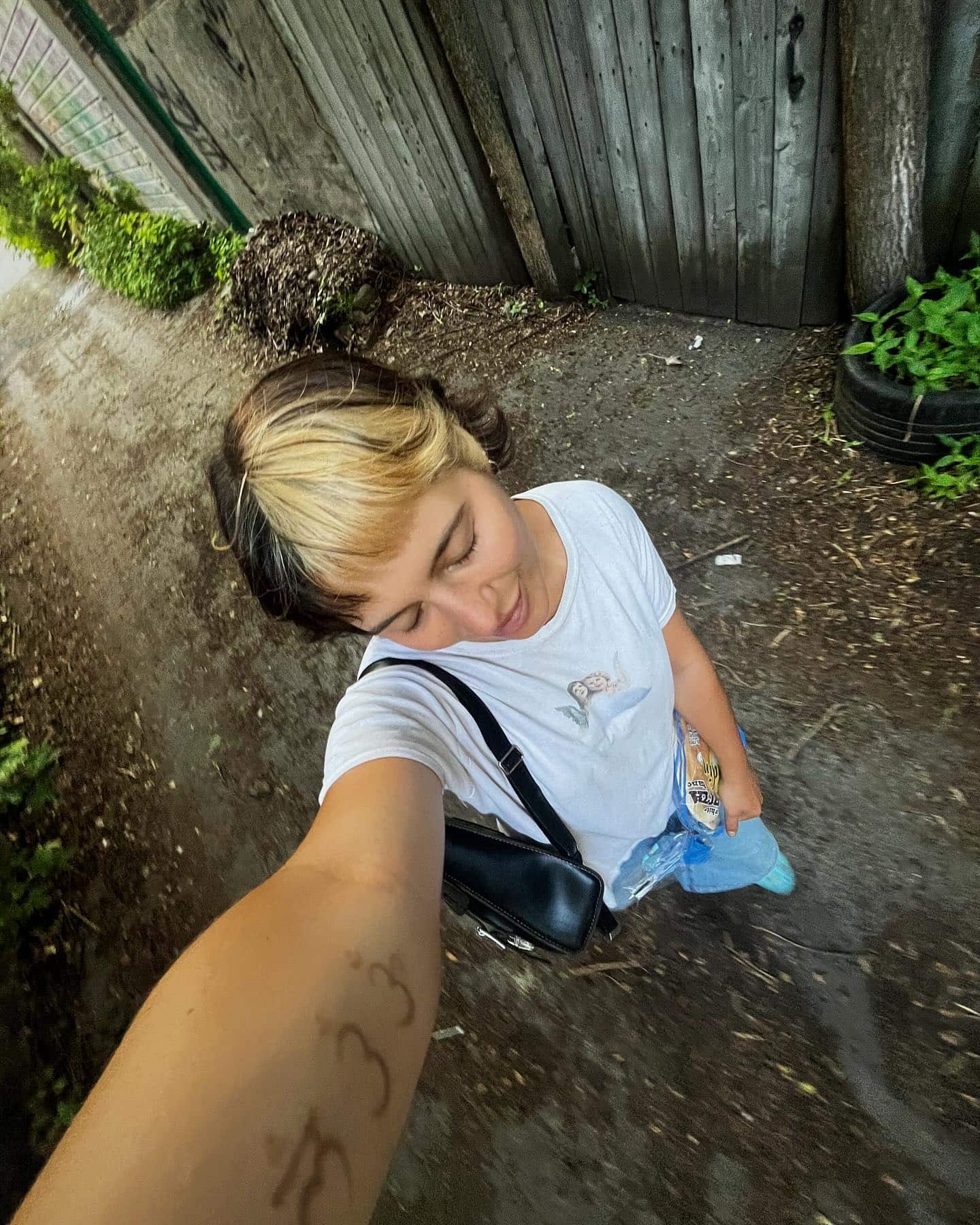 Elle récidive avec un nouveau photoshoot idyllique