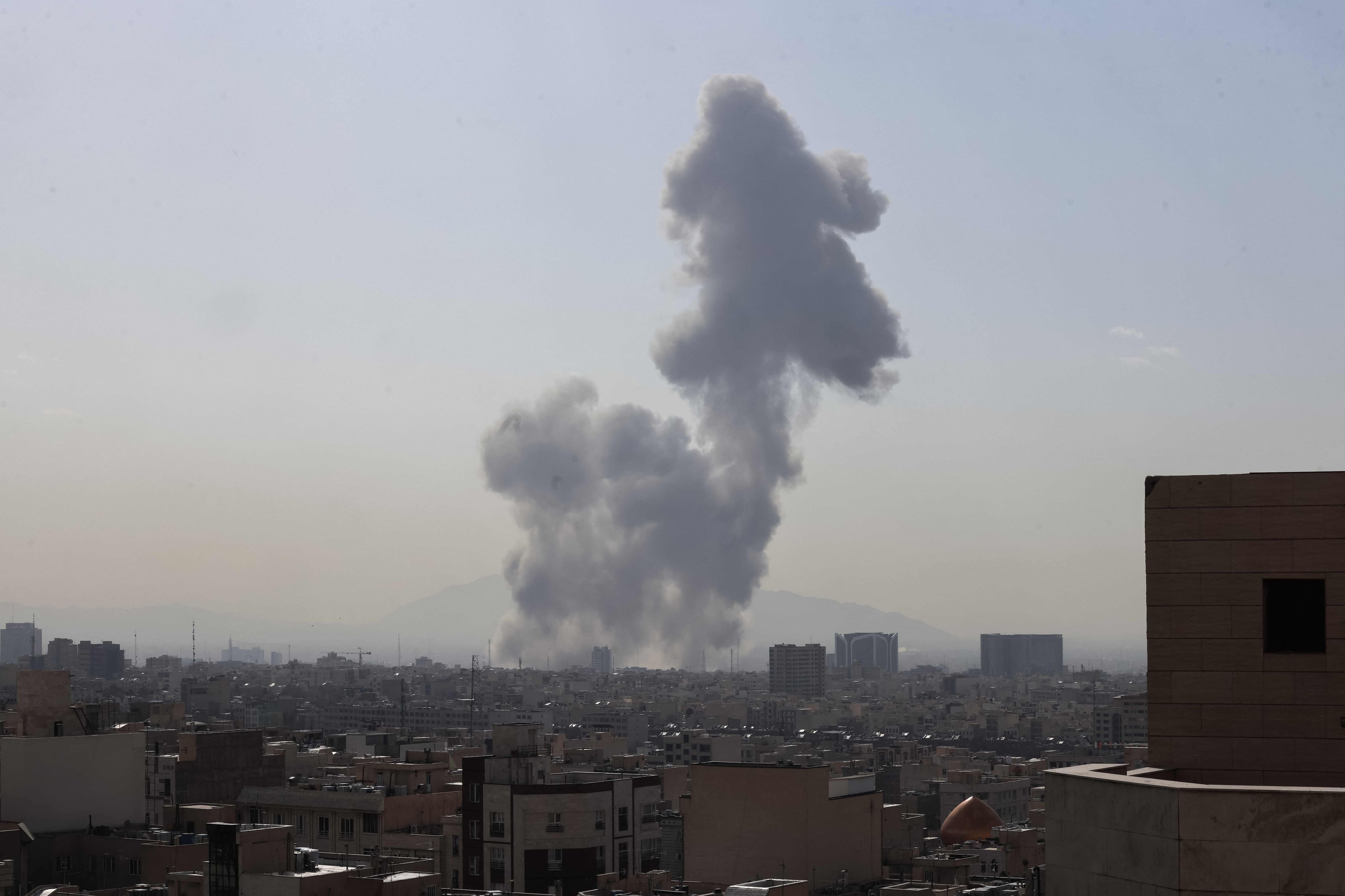 Un «aveu de défaite»: l'Iran balaie la menace américaine d'un «D-day économique»