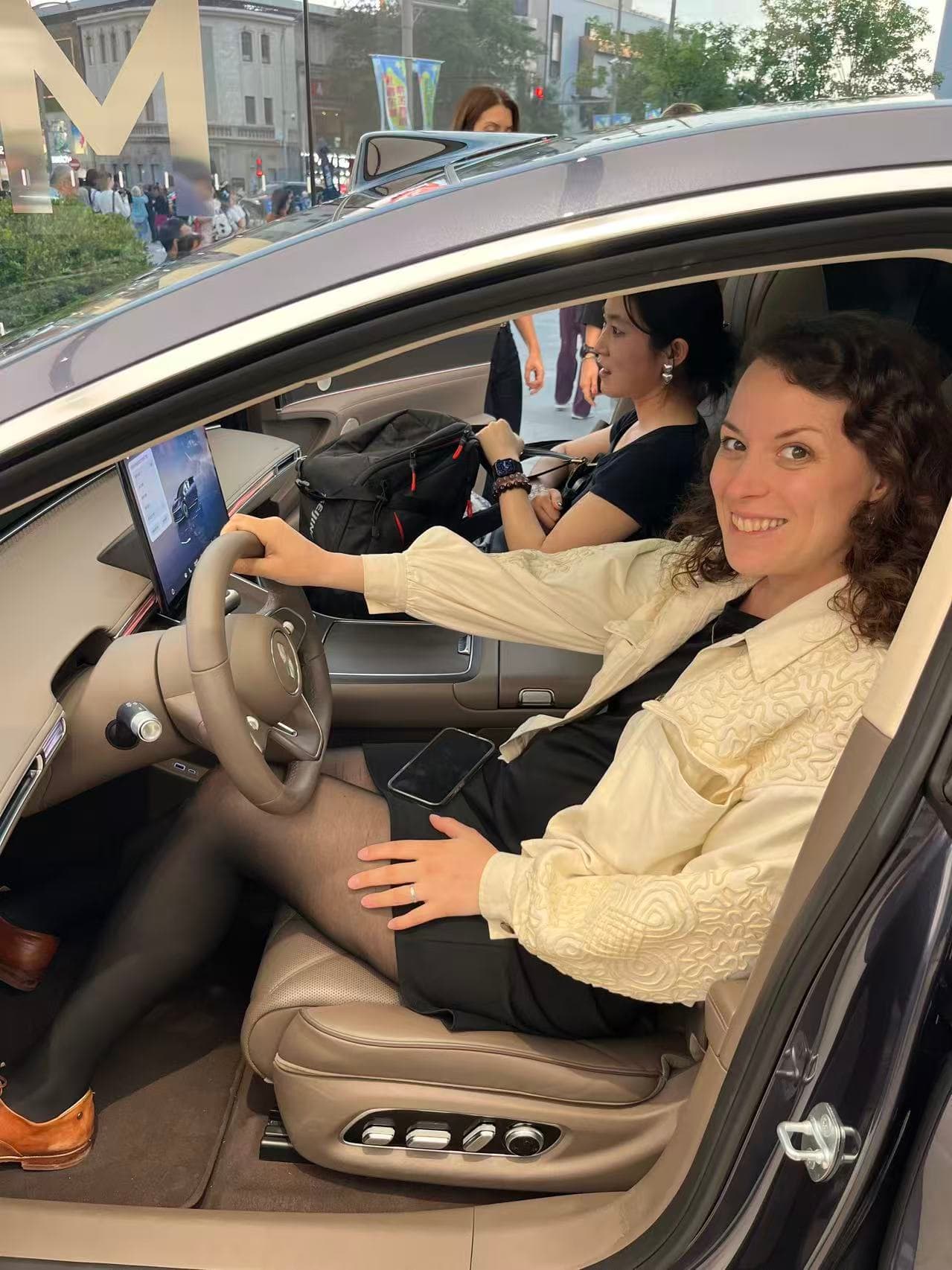 Comment «Le Journal» a réalisé son reportage sur les véhicules électriques en Chine malgré la censure et les obstacles