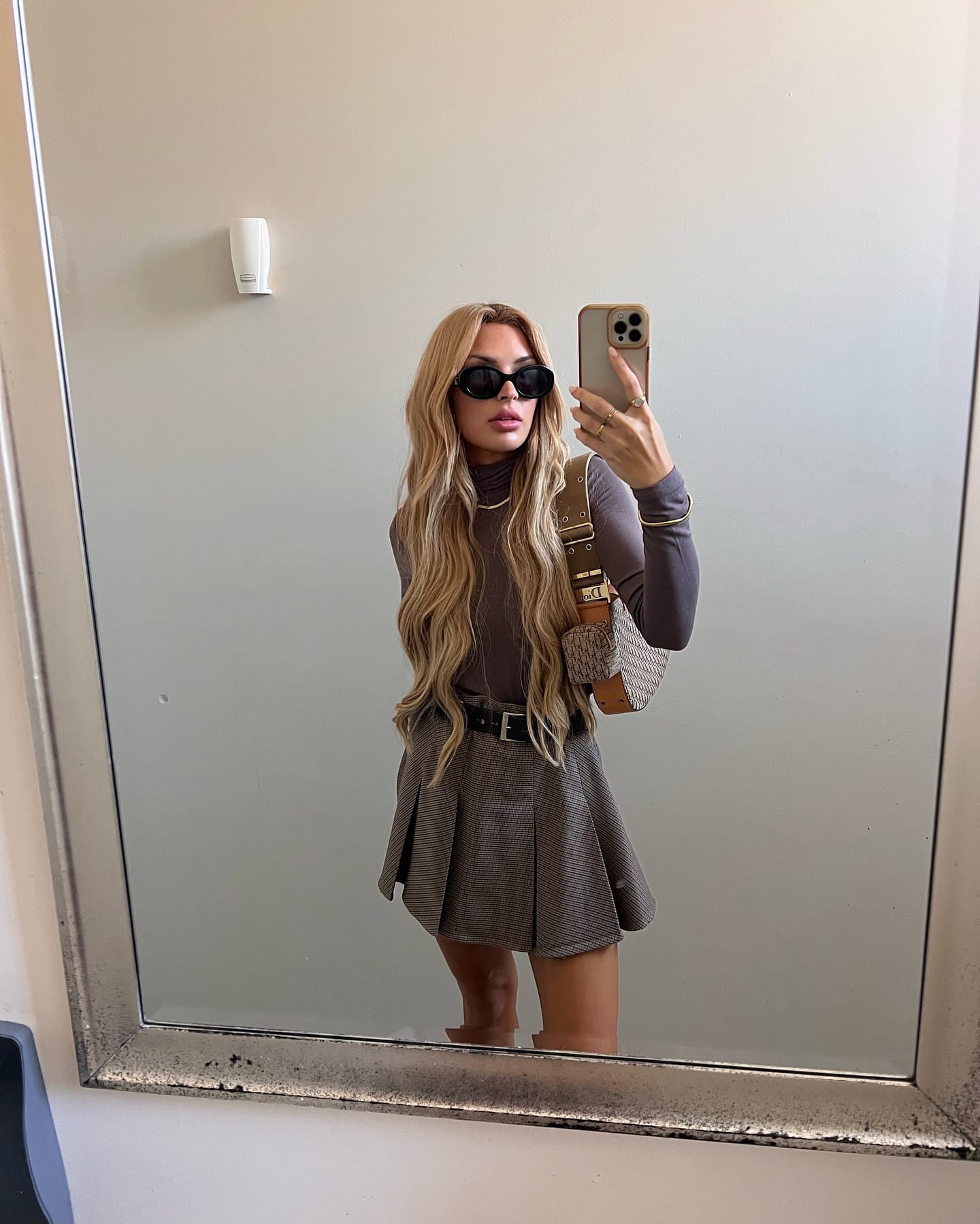 En larmes, elle dévoile un triste souci de famille