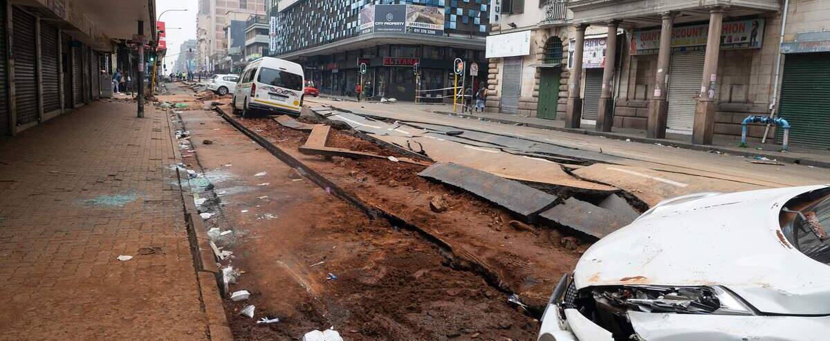 À VOIR: Mystérieuse explosion à Johannesburg: un mort et 48 blessés