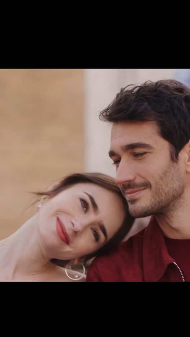 Lily Collins accueille son tout premier bébé!