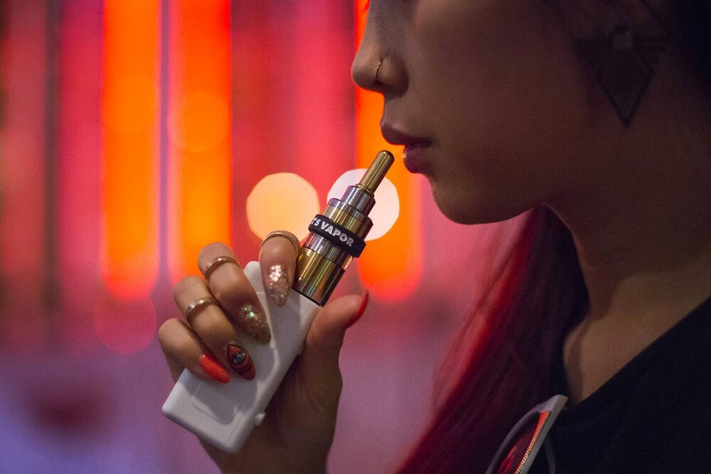 L'OMS tire la sonnette d'alarme contre la cigarette électronique et veut une réglementation sévère