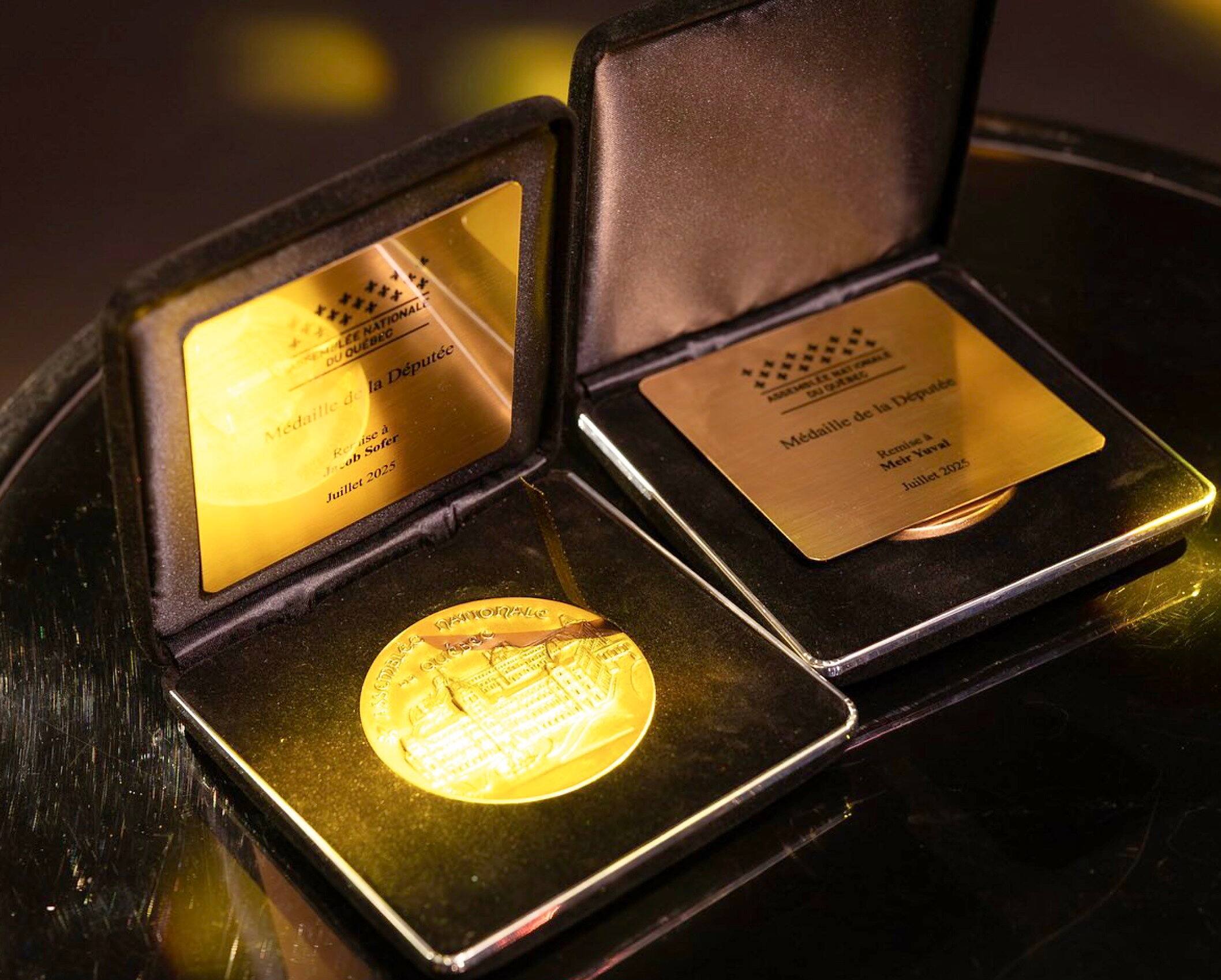 Una medalla del diputado administrado el 31 de julio.