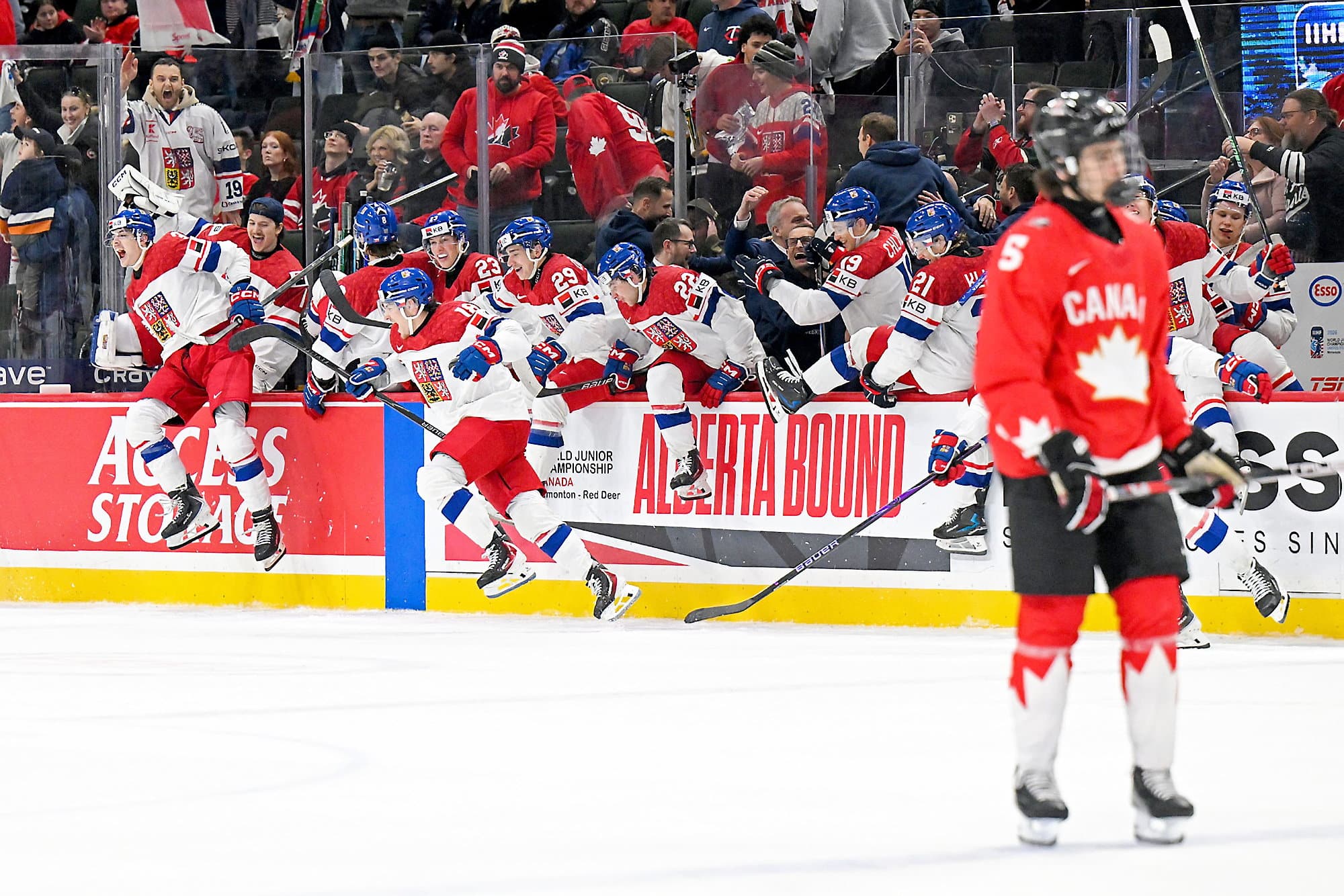 Lendemain de veille pour &Eacute;CJ: Hockey Canada insiste sur les changements &laquo;majeurs&raquo; &agrave; son programme