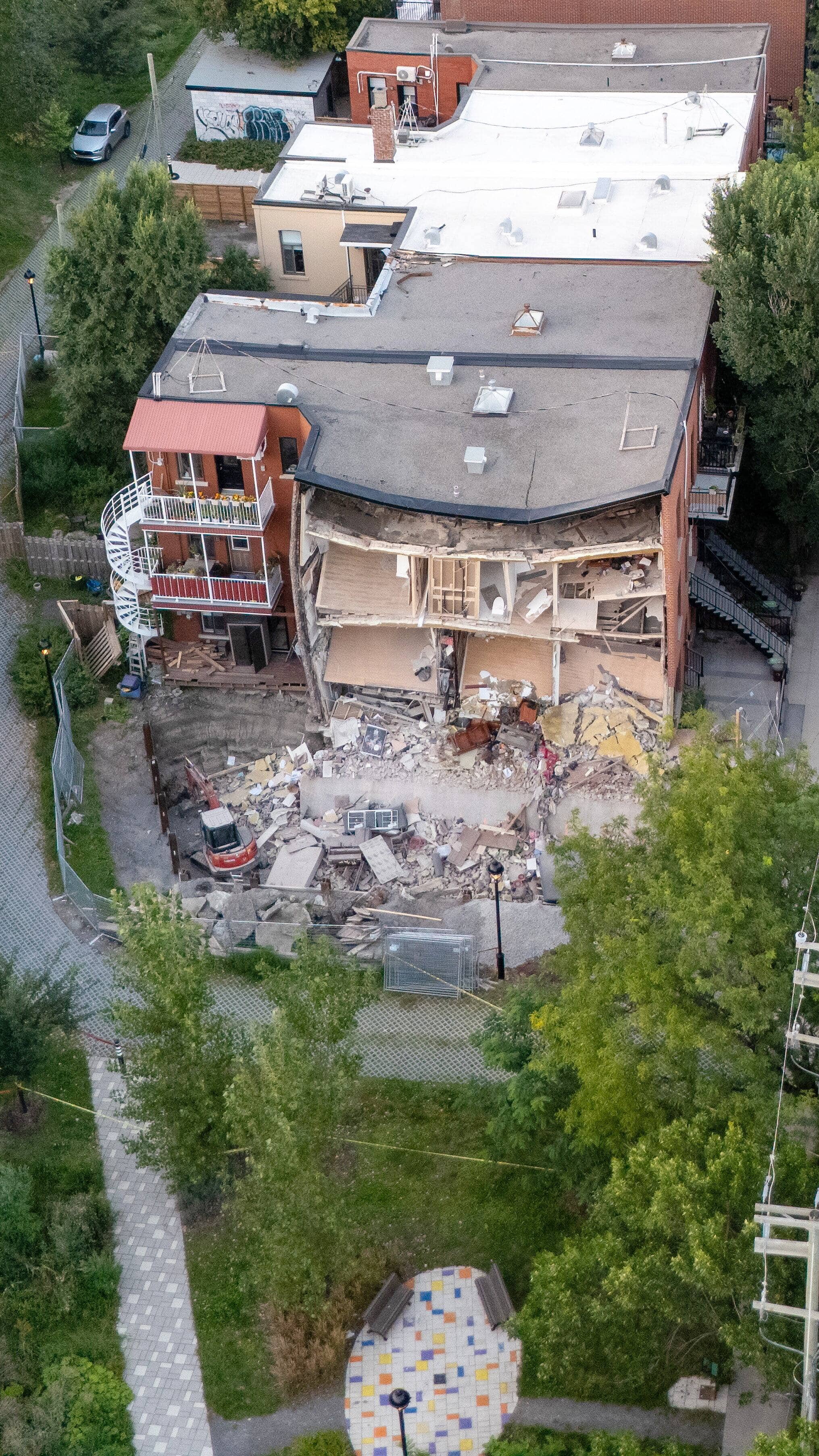 The building that collapsed in the Saint-Henri district of Montreal on Monday afternoon.