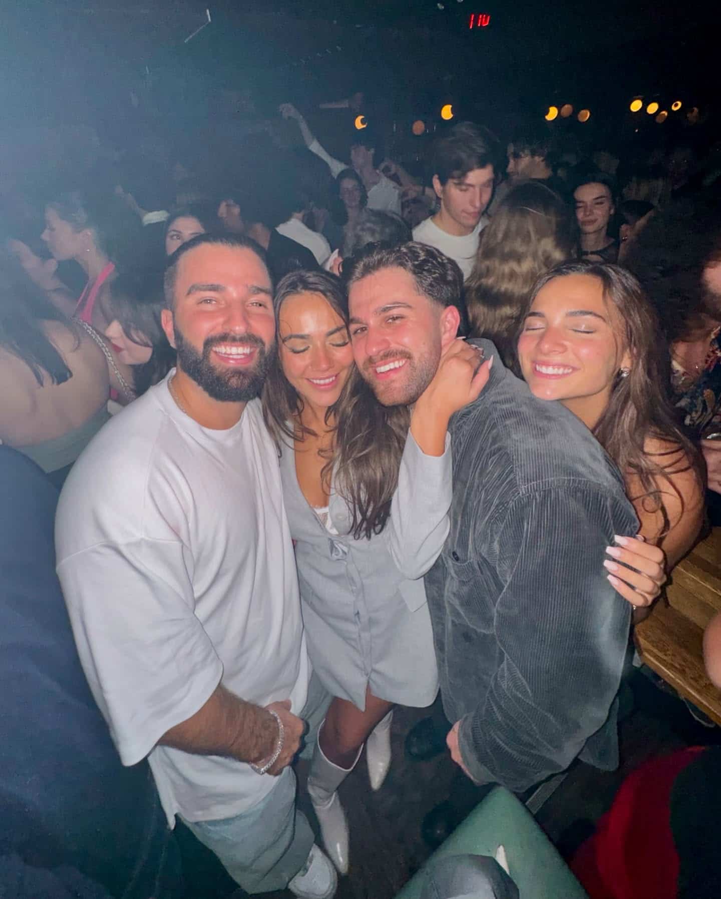 Il paraît fréquenter une autre candidate