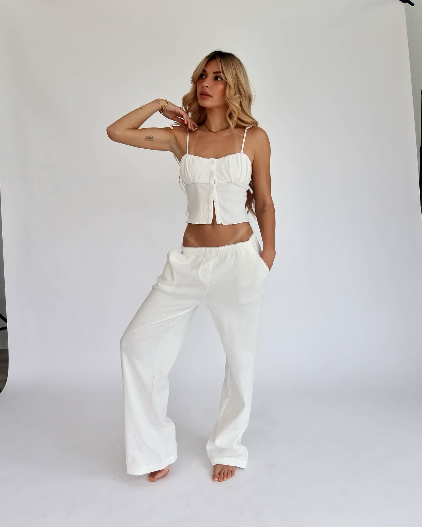 Elle révèle qu'un ex l'a trompée à l'étranger