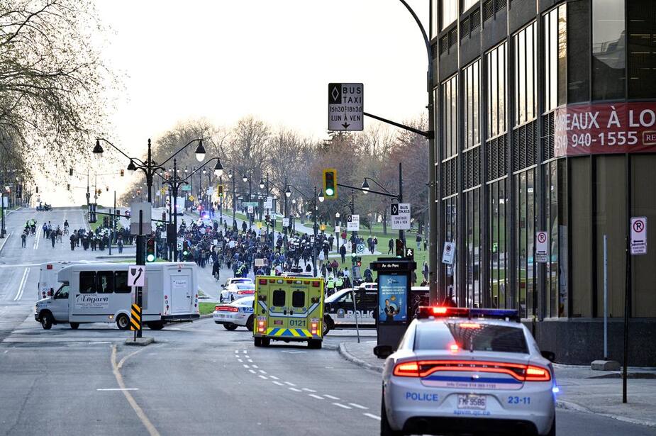 Image principale de l'article Nouvelle manif contre le couvre-feu à Montréal