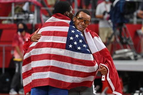 Tokyo 2020: Andre de Grosse wins bronze in the 100m event