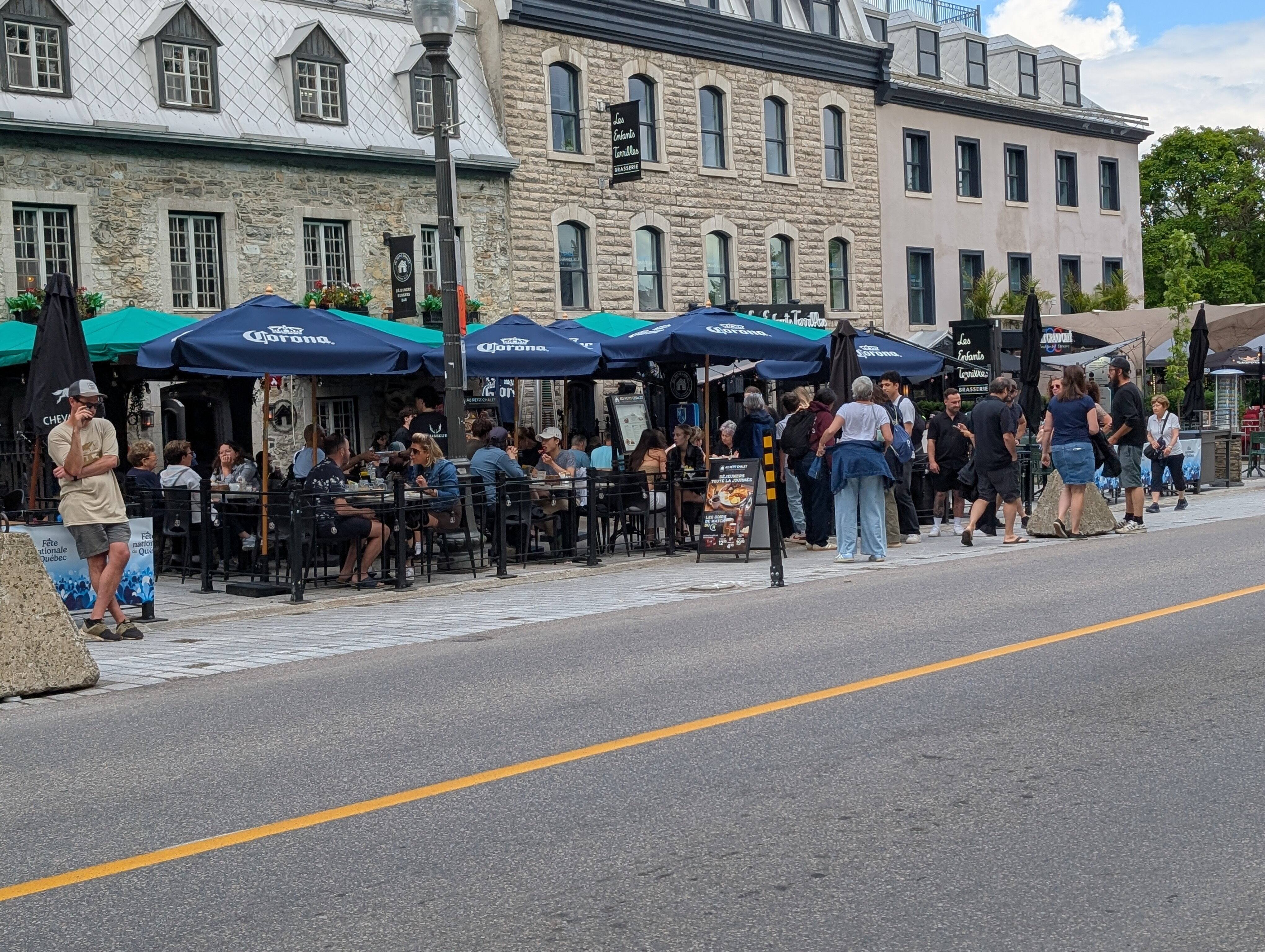 Les restaurateurs de la Grande Allée savourent les retombées de la Fête nationale