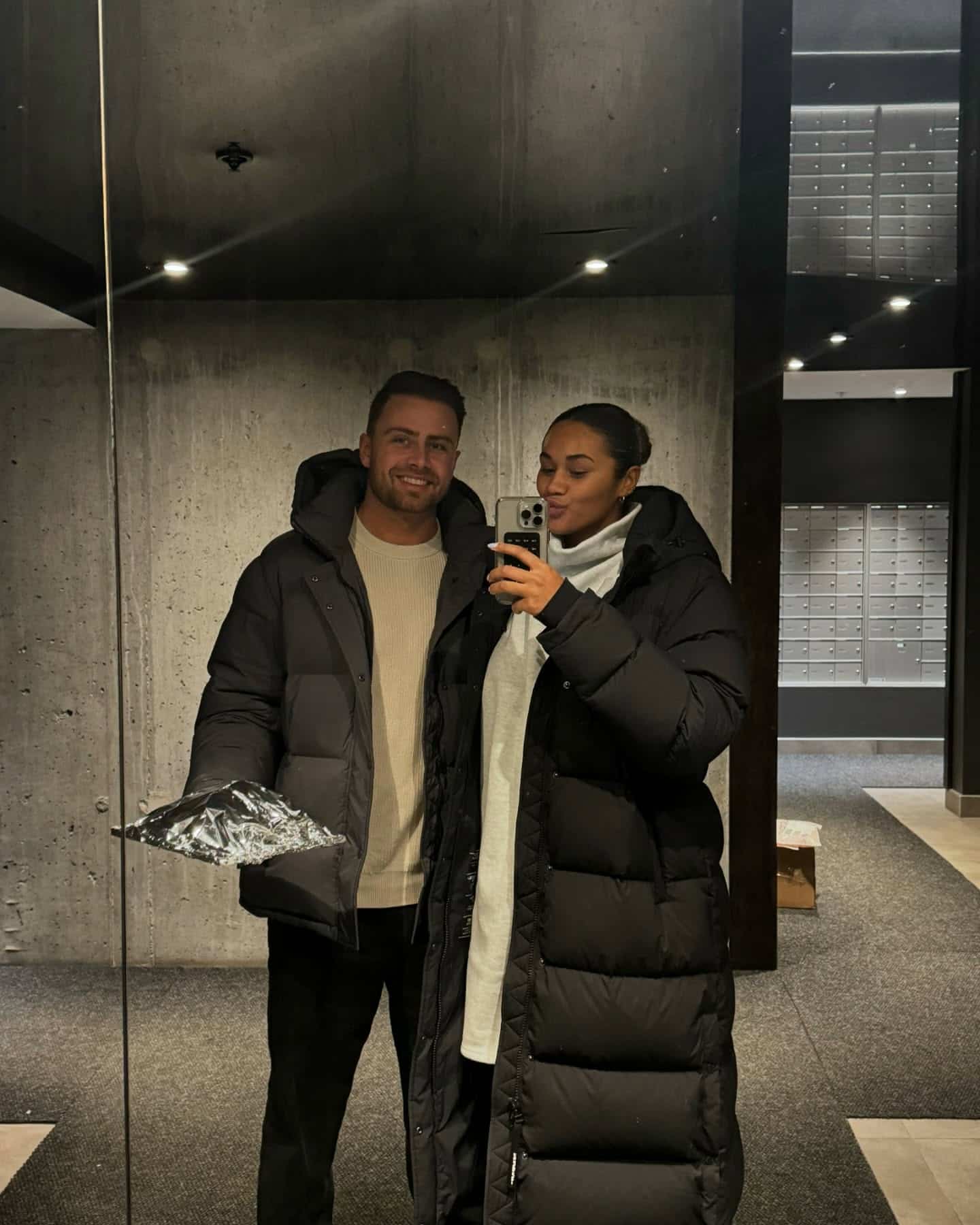 Elle expose la bourde de son chum Simon D'Onofrio