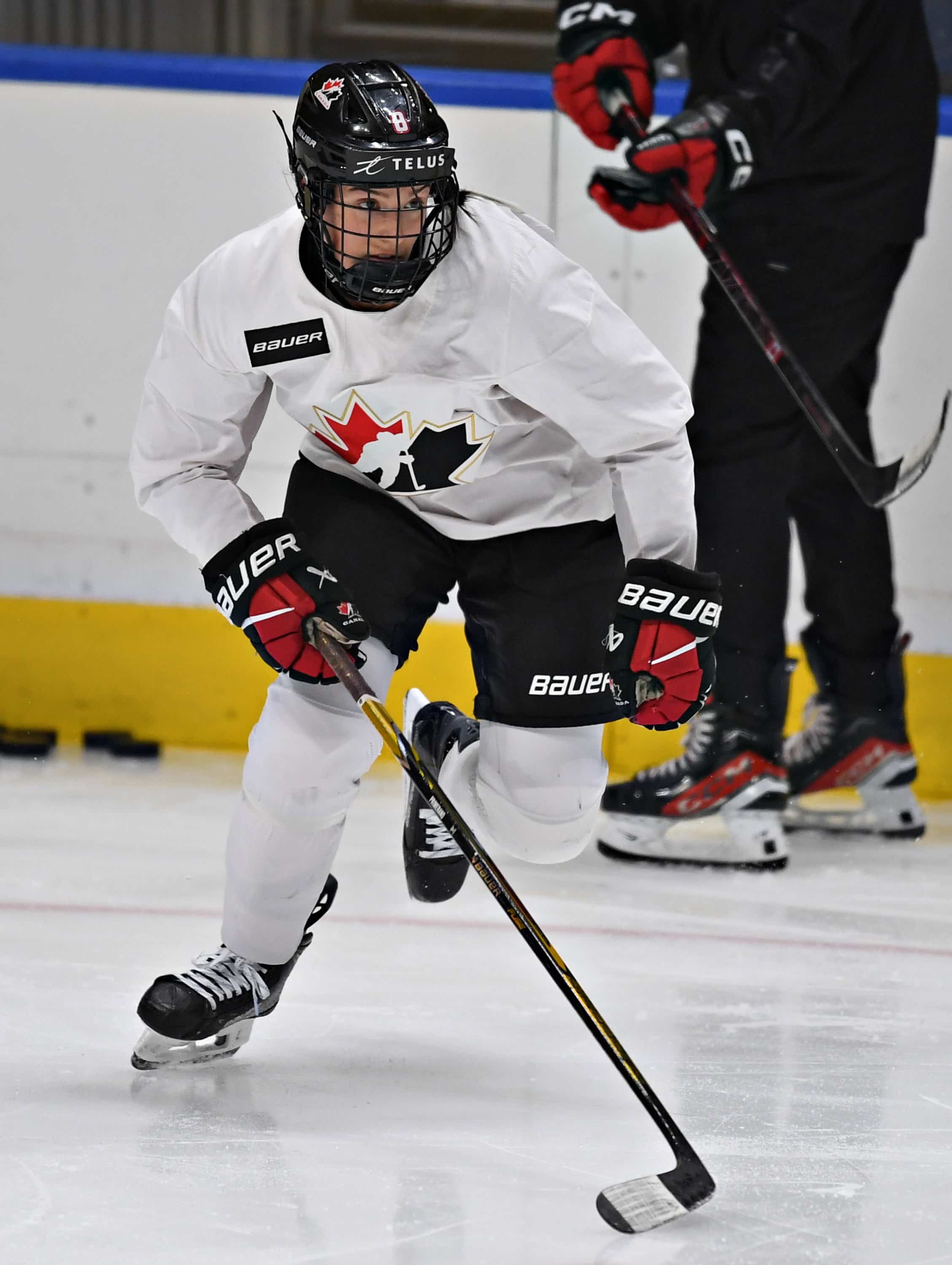La défenseure Chloe Primerano a patiné au Centre Vidéotron de Québec, mercredi dernier, lors du camp d'entraînement de la formation canadienne de hockey féminin.