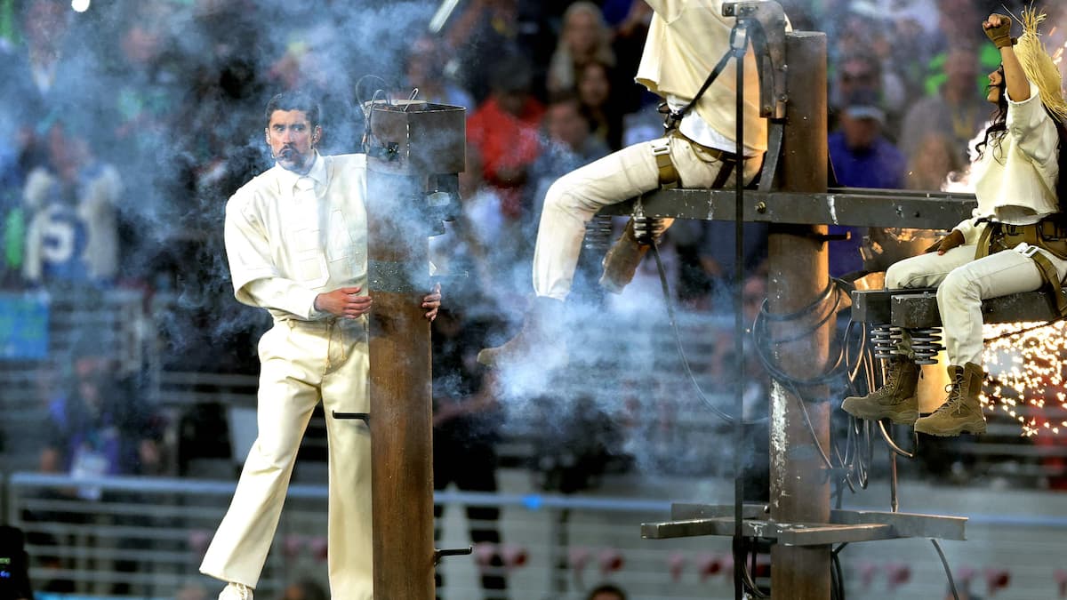 Spectacle de la mi-temps du Super Bowl: «L’un des pires de tous les temps», dit Trump
