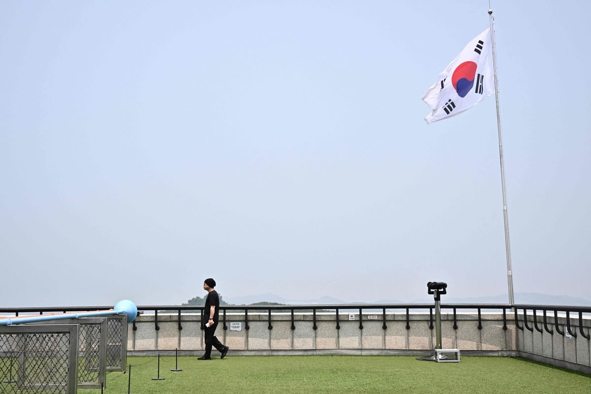 Tirs de sommation sud-cor&eacute;ens apr&egrave;s le passage de la fronti&egrave;re par des soldats nord-cor&eacute;ens