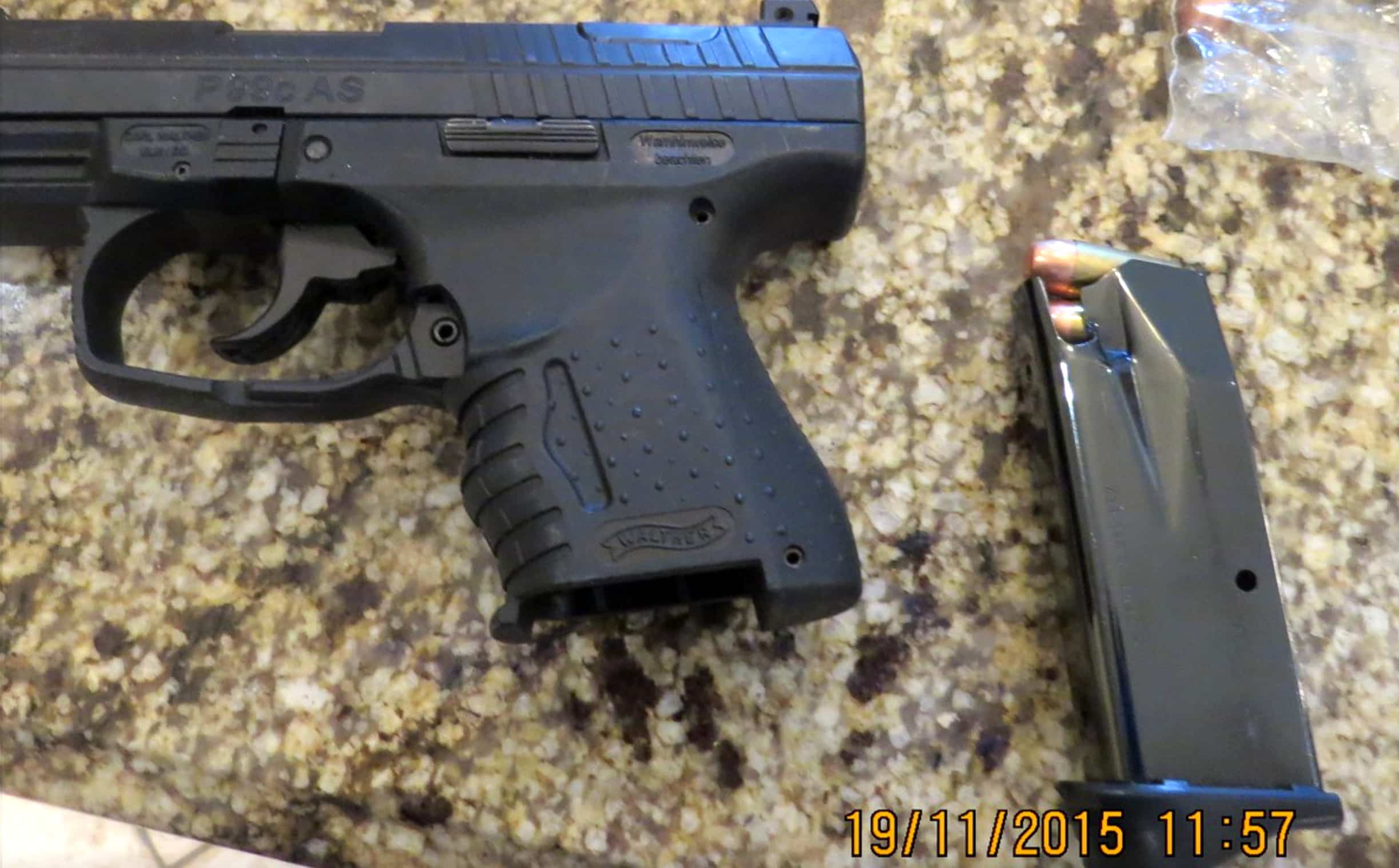 Les armes du pays de Trump: voyez des photos in&eacute;dites de la perquisition men&eacute;e par la police chez Leonardo Rizzuto