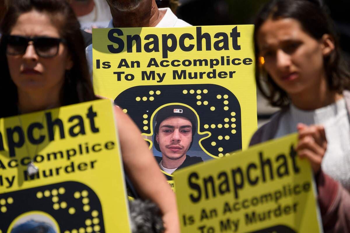 Trafic de drogue sur Snapchat: des familles de victimes demandent aux r&eacute;seaux sociaux d'agir