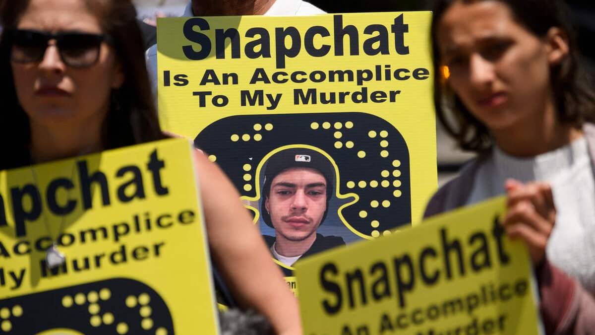 Trafic de drogue sur Snapchat: des familles de victimes demandent aux réseaux sociaux d'agir