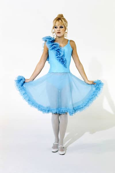 Sylvie Vartan's Tumultuous Rise to Fame Sylvie Vartan in her early career