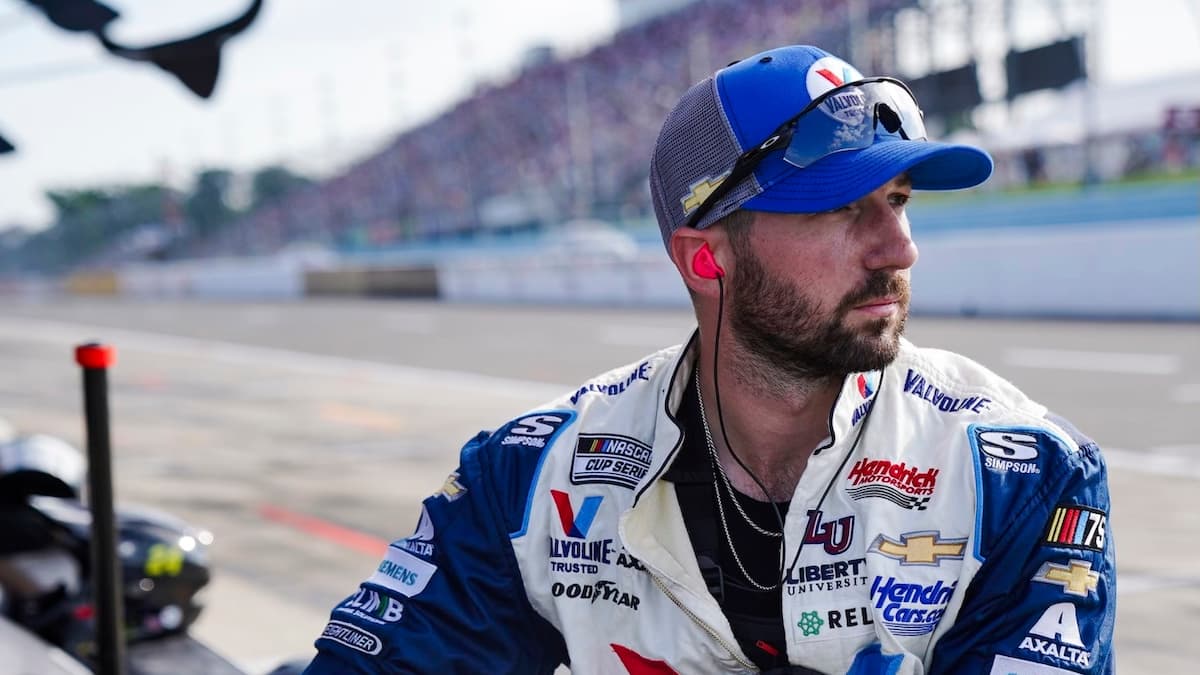 Orane Ossowski, ce mécano québécois fascine la planète NASCAR