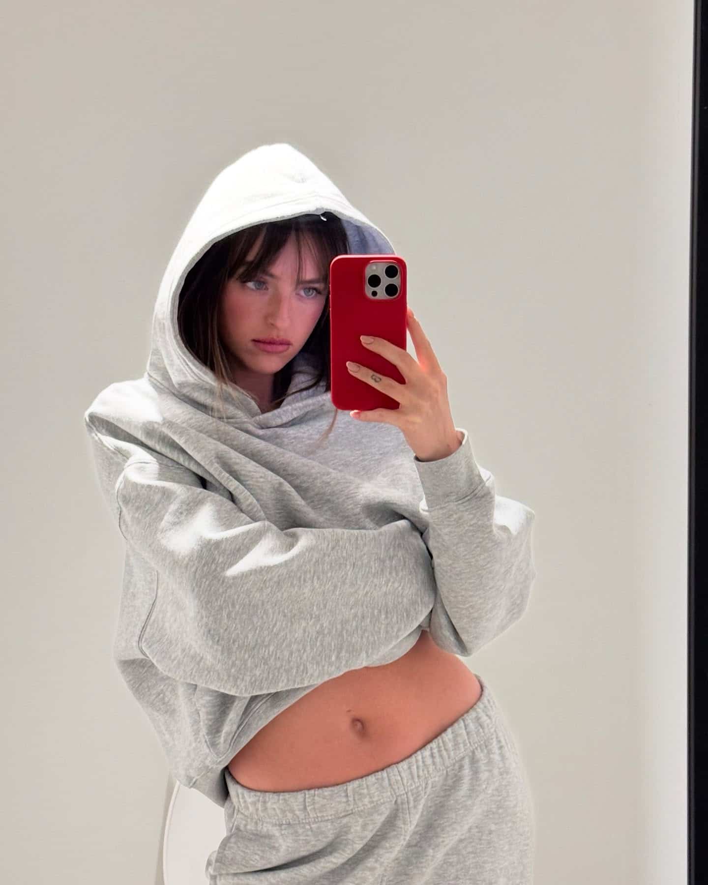 Elle réplique à ses détracteurs Reddit avec brio