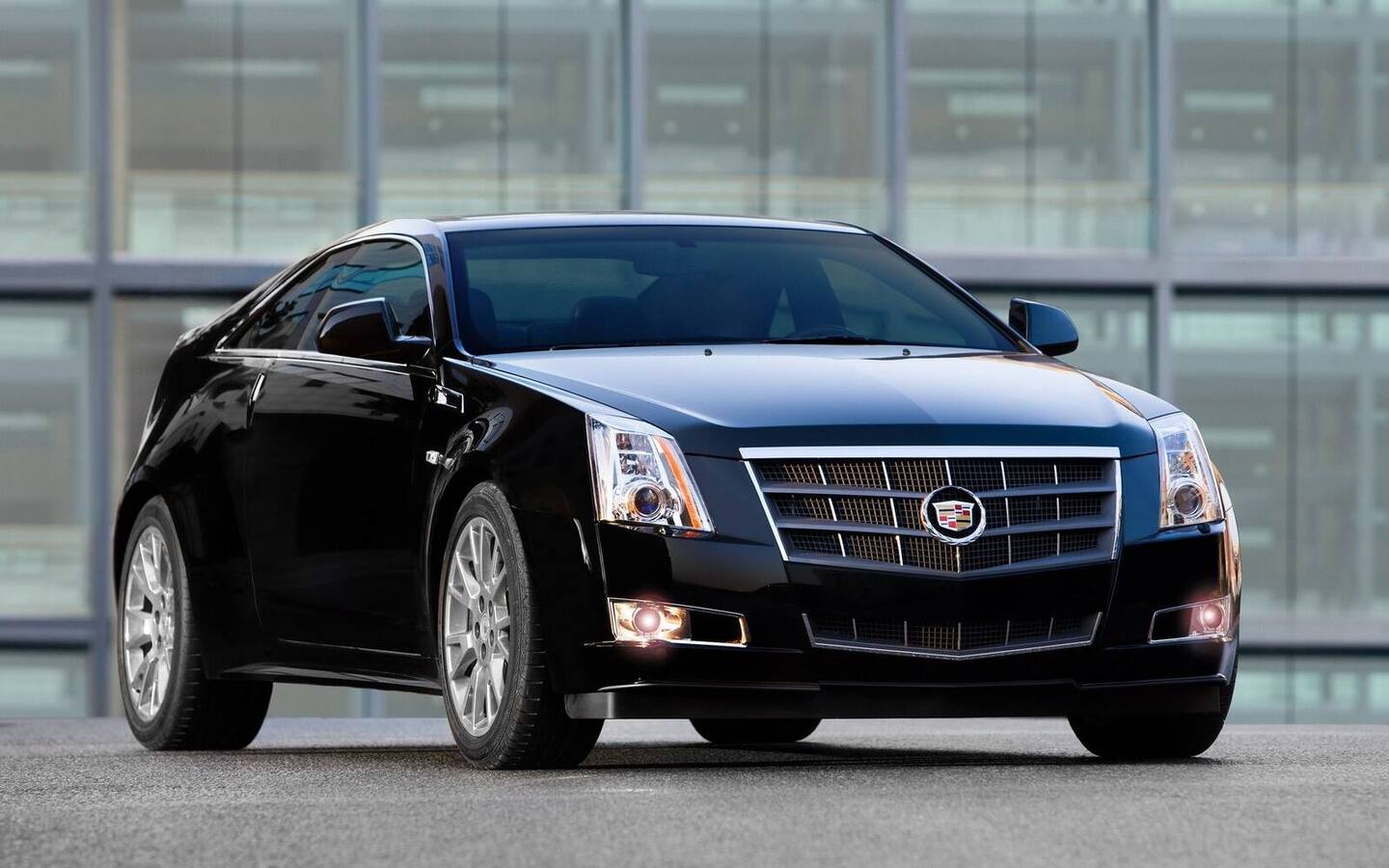 Que pensez-vous d'une Cadillac CTS d'occasion?