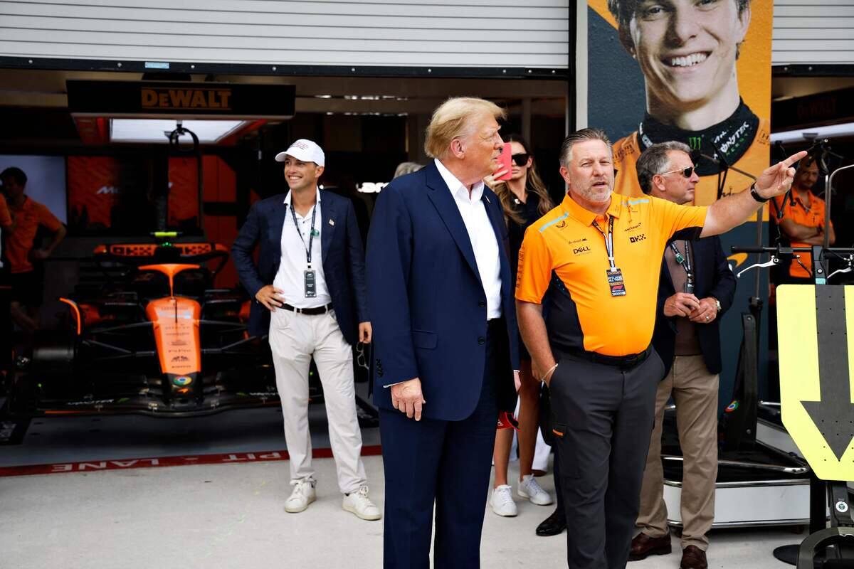 [PHOTOS]  Donald Trump presente en el Gran Premio de Miami