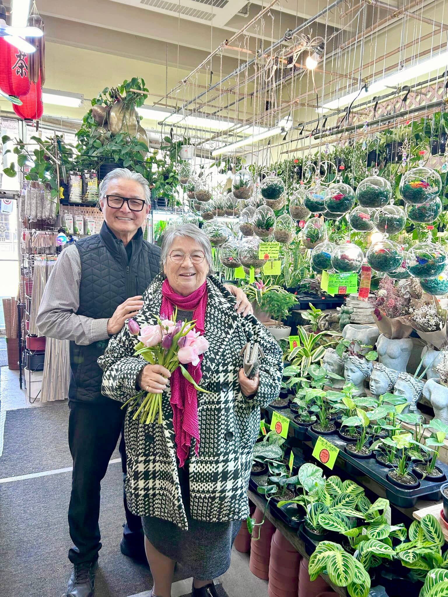 この花屋は、最終的に彼が42.50ドルではなく425ドルを請求したクライアントを見つけました