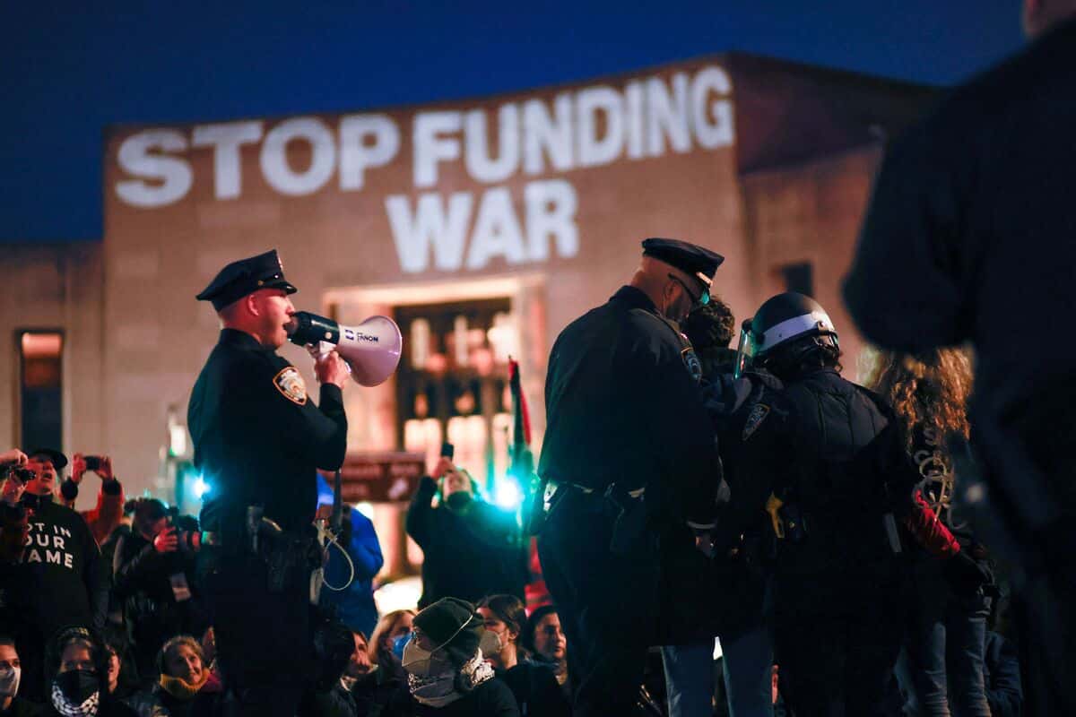 Gaza: face-&agrave;-face tendu entre la police et des centaines d'&eacute;tudiants du Texas