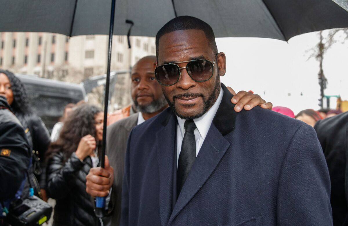 R&eacute;quisitoire cinglant au proc&egrave;s du chanteur am&eacute;ricain R. Kelly, &laquo;pr&eacute;dateur&raquo; sexuel