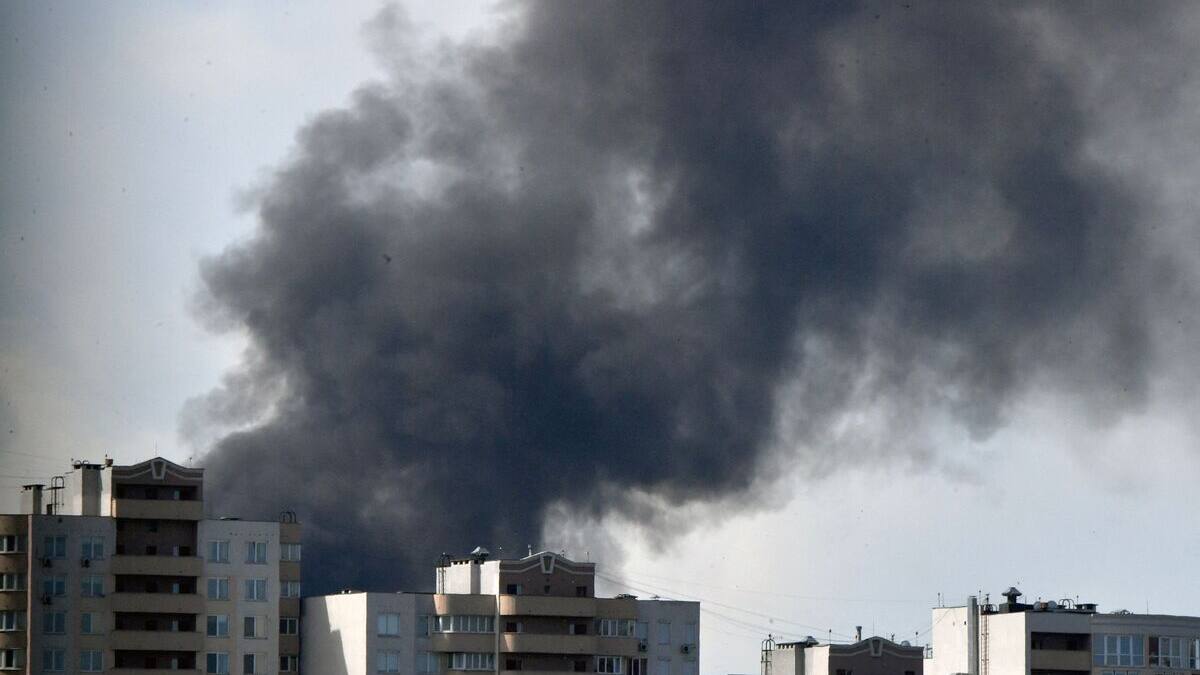 Frappes russes massives sur les villes ukrainiennes, au moins 20 morts