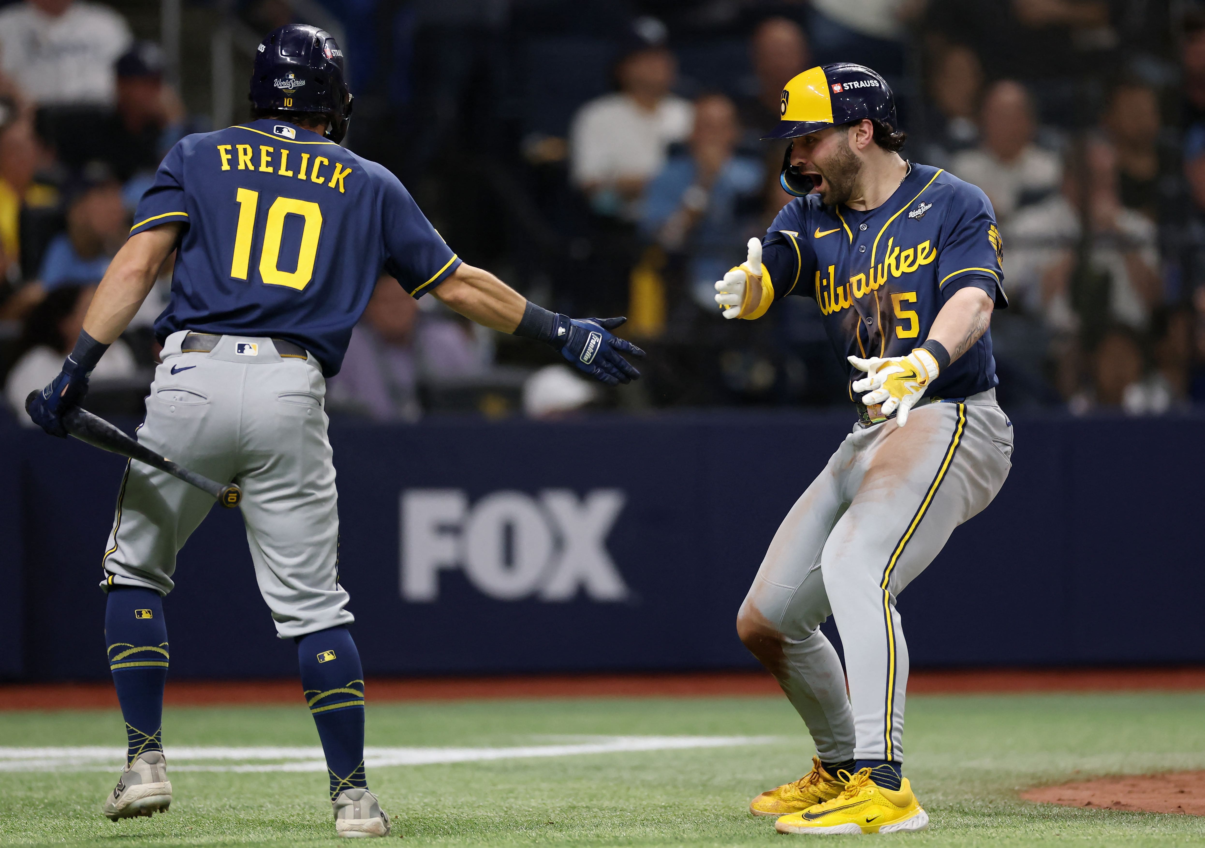 Série mondiale: les Brewers à une victoire du sacre