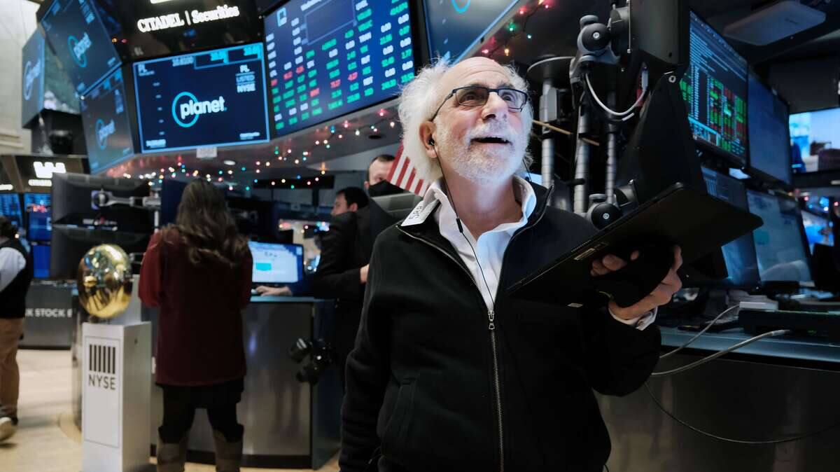 Records à Wall Street pour le Dow Jones et le S&P dans un marché peu étoffé