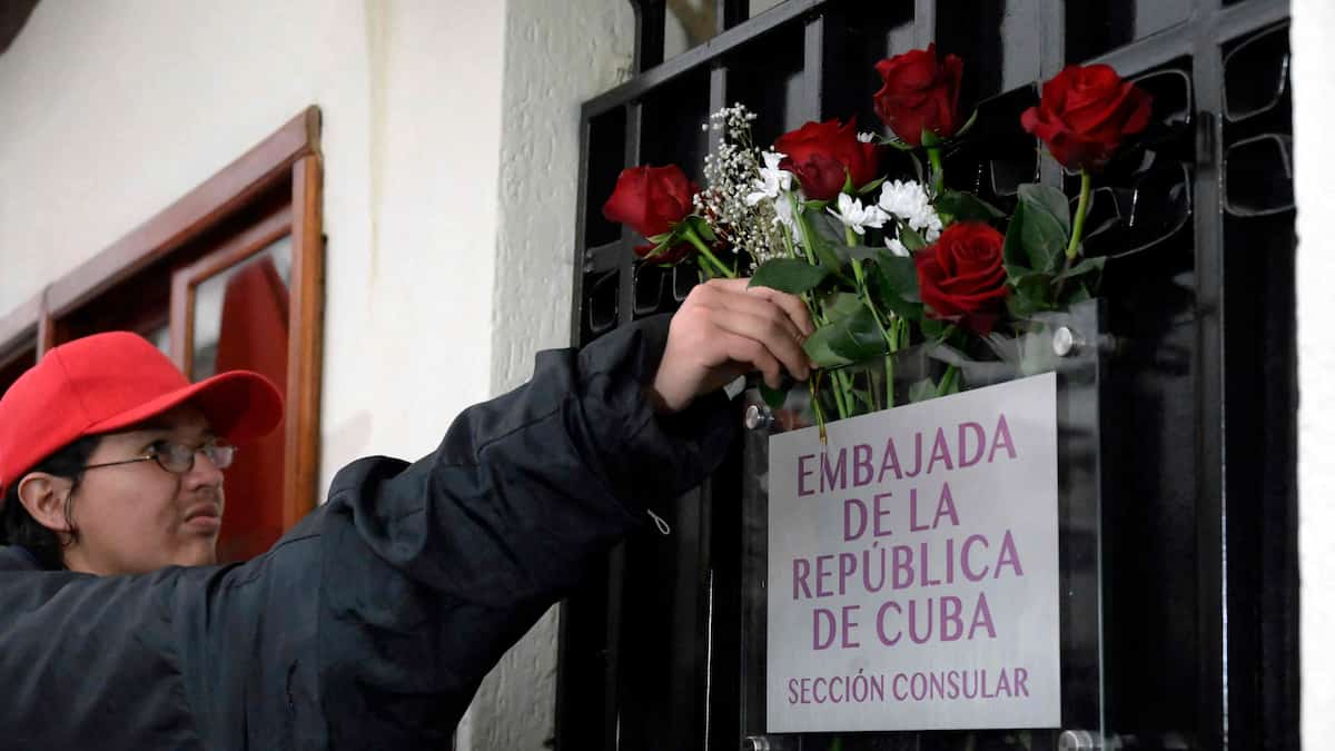 «Persona non grata»: l'Équateur expulse l'ambassadeur de Cuba ainsi que le reste de la mission diplomatique