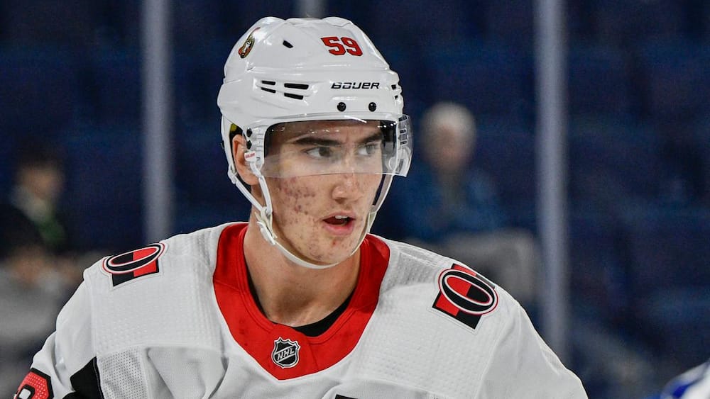 ÉCJ : L’un des accusés aurait accroché ses patins