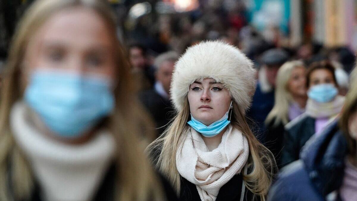 COVID-19: record de plus de 93 000 nouveaux cas au Royaume-Uni