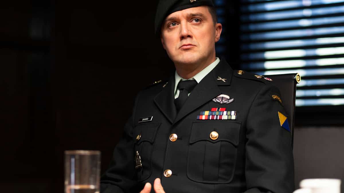 Nous avons vu les deux premiers épisodes: encore plus d’action dans la deuxième saison du thriller militaire «Les armes»