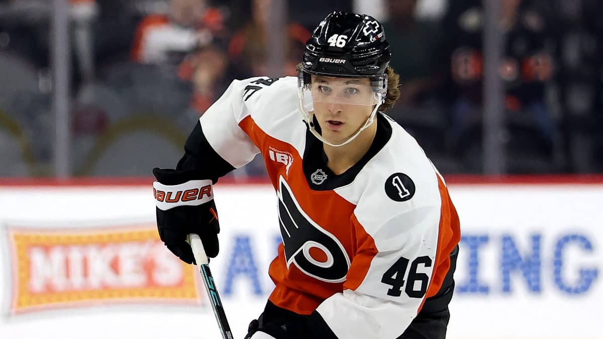 Zegras uvre son compteur chez les flyers Zegras uvre son compteur chez les flyers