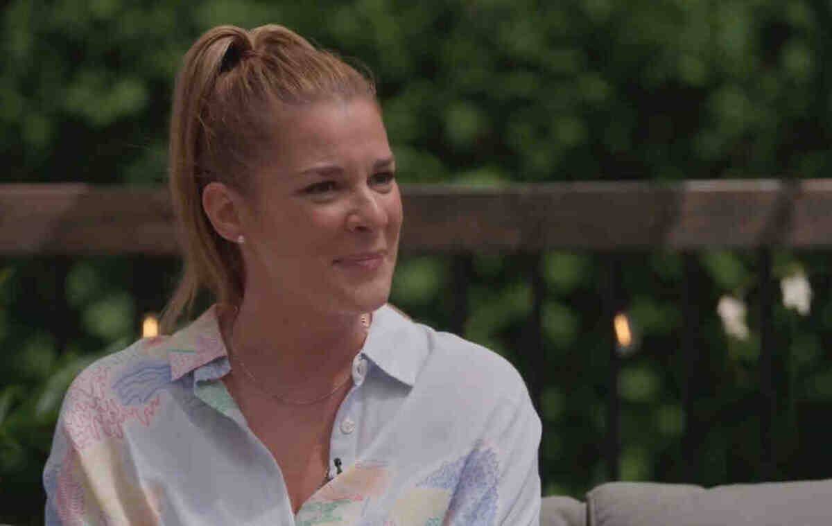 L&rsquo;humoriste Eve C&ocirc;t&eacute; tent&eacute;e de devenir chanteuse