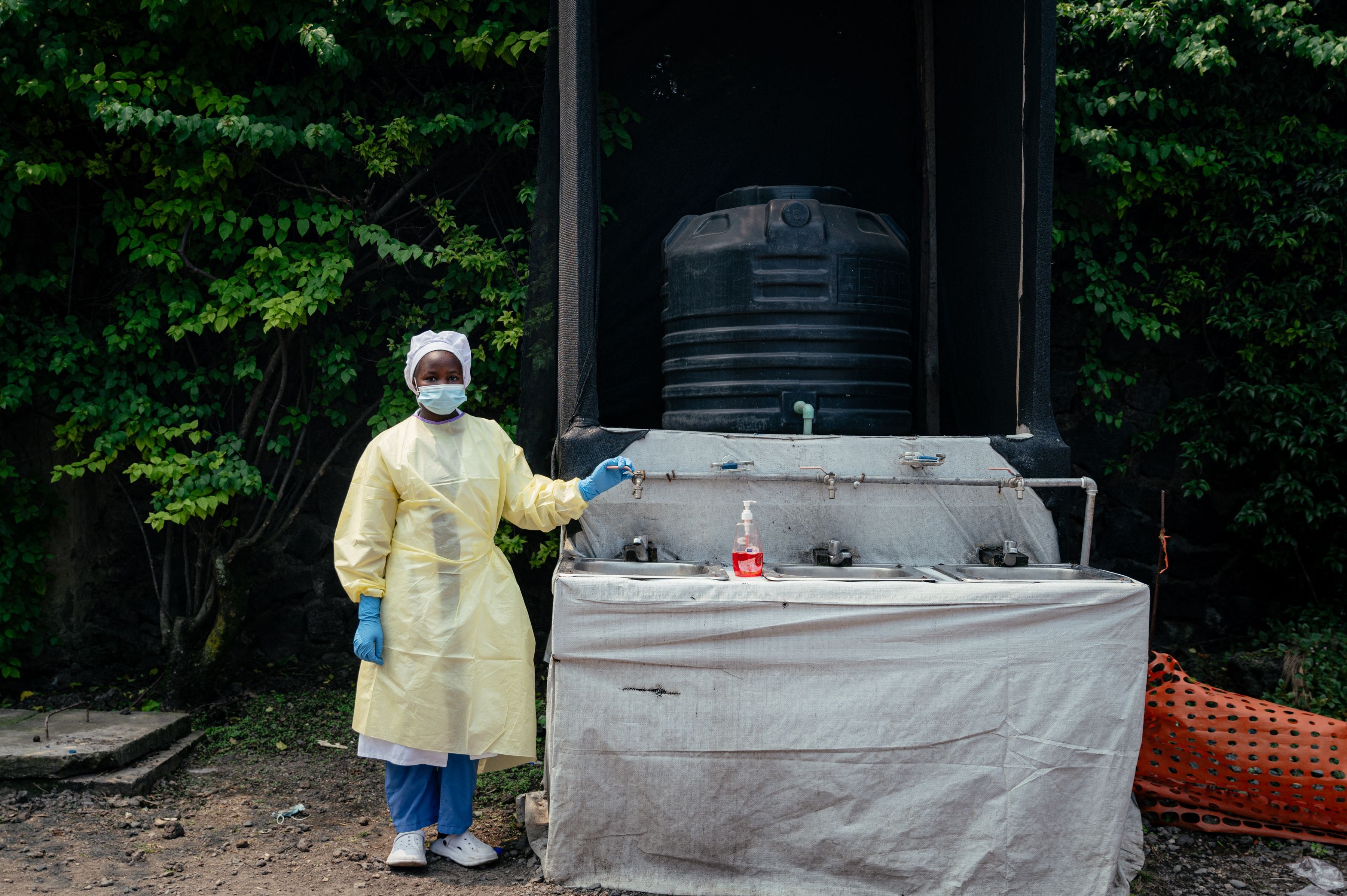 Un Américain testé positif au virus Ebola en RDC: les États-Unis vont soumettre des voyageurs à un dépistage