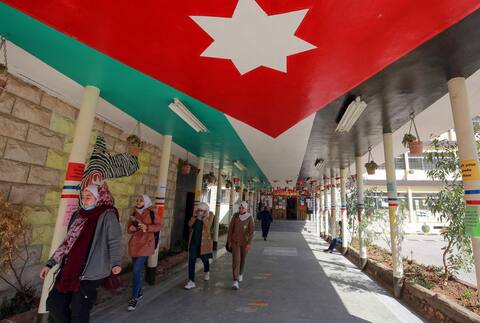 Jordania: las escuelas vuelven a abrir casi un año después de su cierre