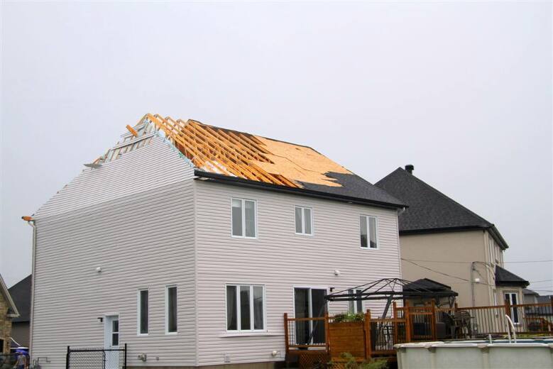 Des clients d&rsquo;une entreprise de toitures en faillite pourraient &ecirc;tre indemnis&eacute;s