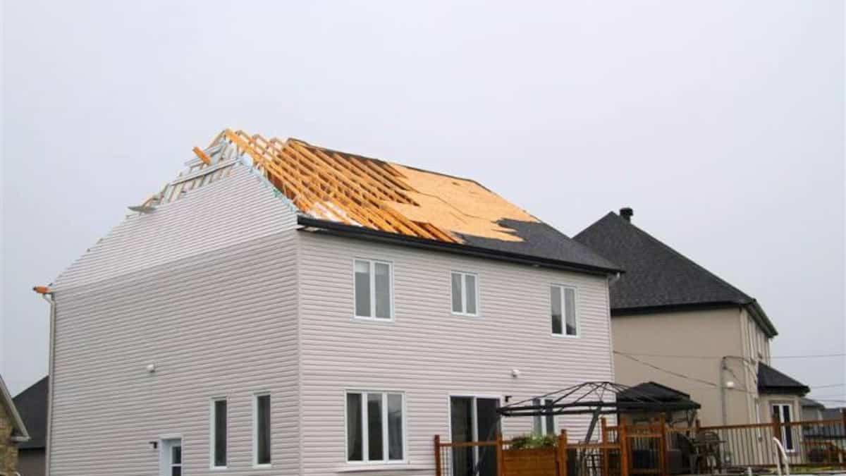 Des clients d’une entreprise de toitures en faillite pourraient être indemnisés