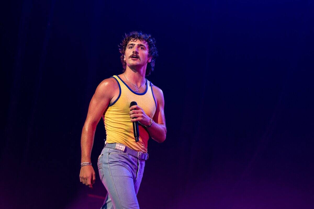 Festival d&rsquo;&eacute;t&eacute; | Benson Boone : sur les traces de Bruno Mars ou d&rsquo;Iggy Azalea?