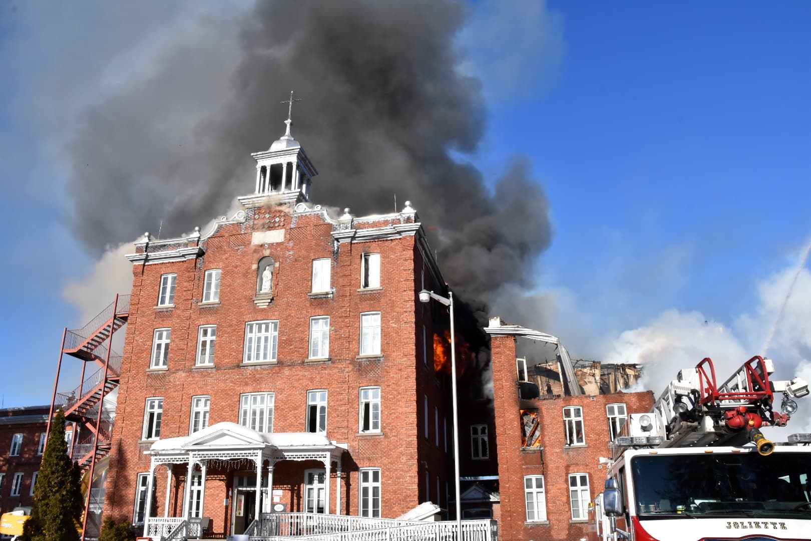 82 b&acirc;timents patrimoniaux du Qu&eacute;bec perdus &agrave; tout jamais