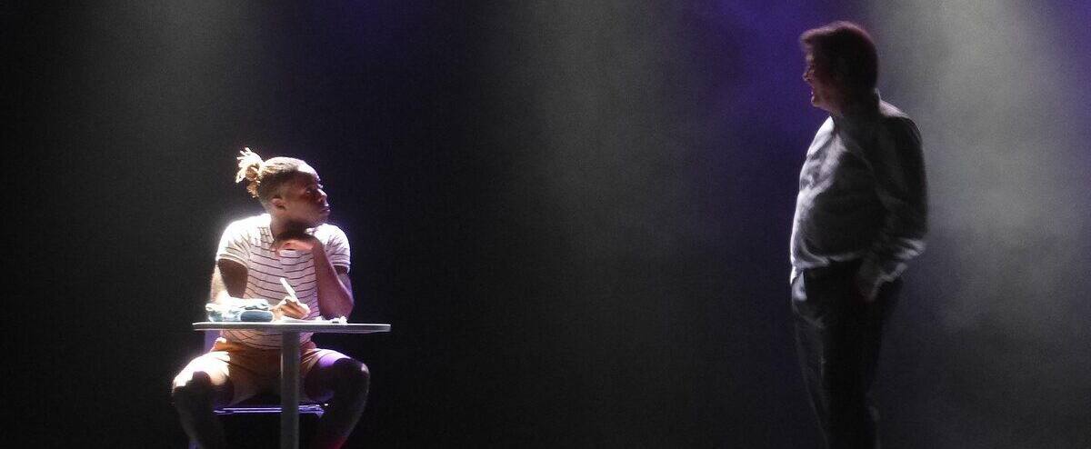 Online youth theater: a meeting with Molière 1