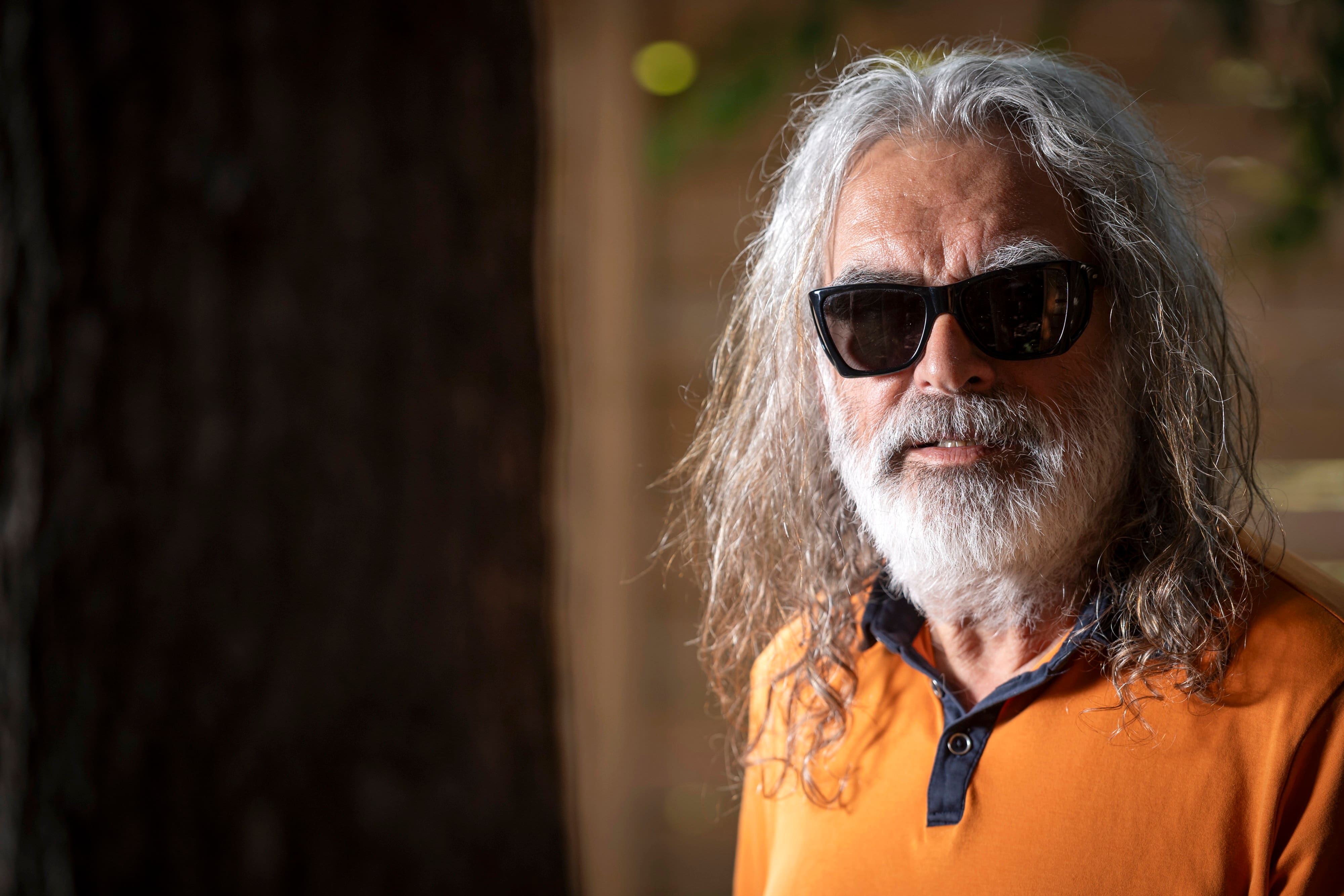 &laquo;Je continue la musique pour manger, faire de l'argent et par passion&raquo; affirme franchement Michel Pagliaro qui, &agrave; 76 ans, ne veut pas entendre le mot retraite