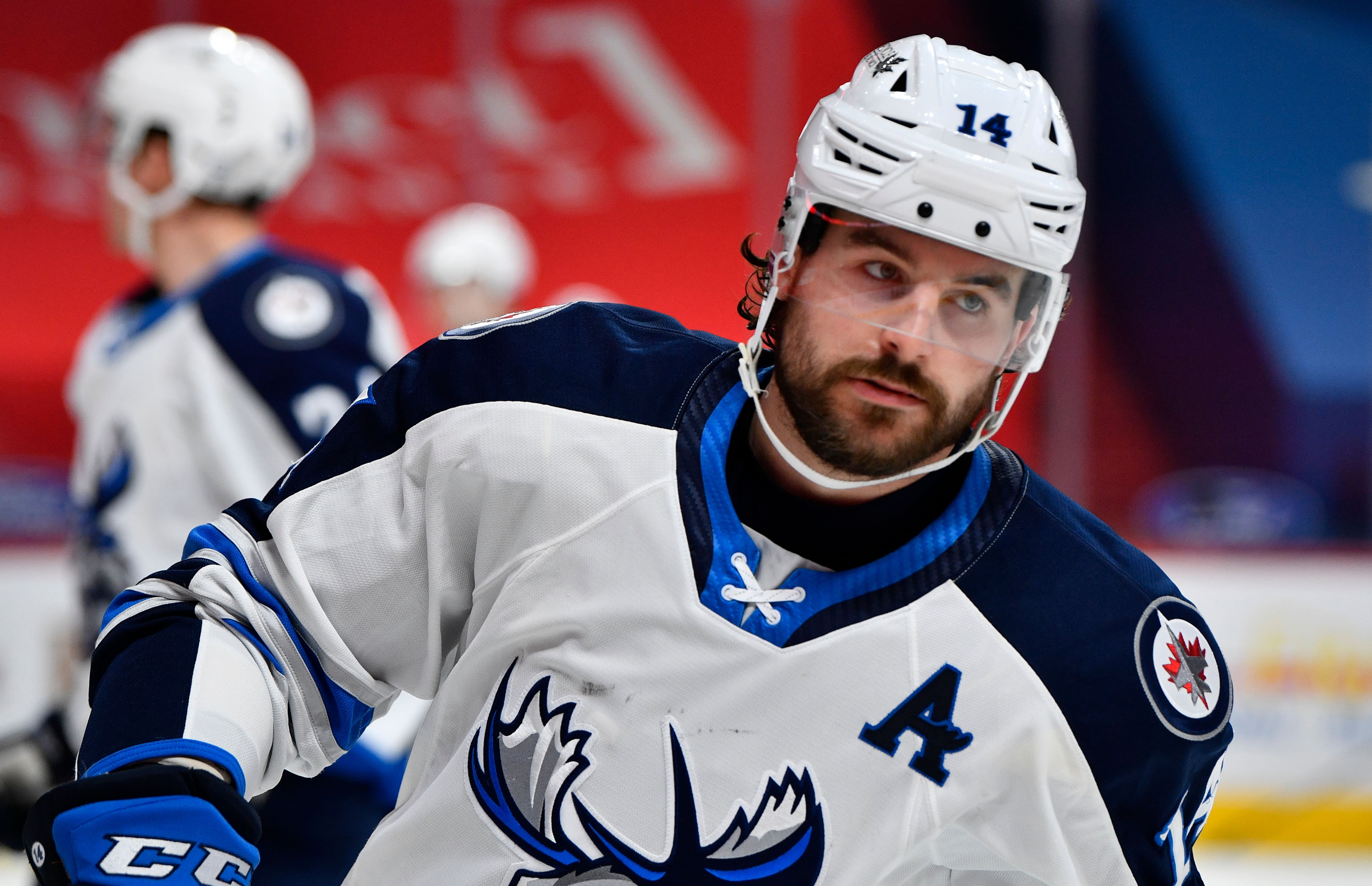 Quel joueur de hockey est 82