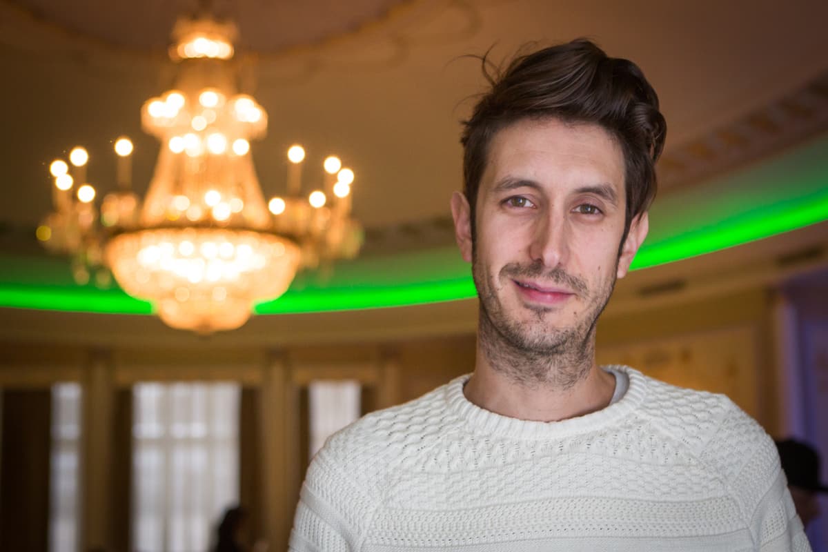 Il fait beaucoup jaser sur les réseaux sociaux