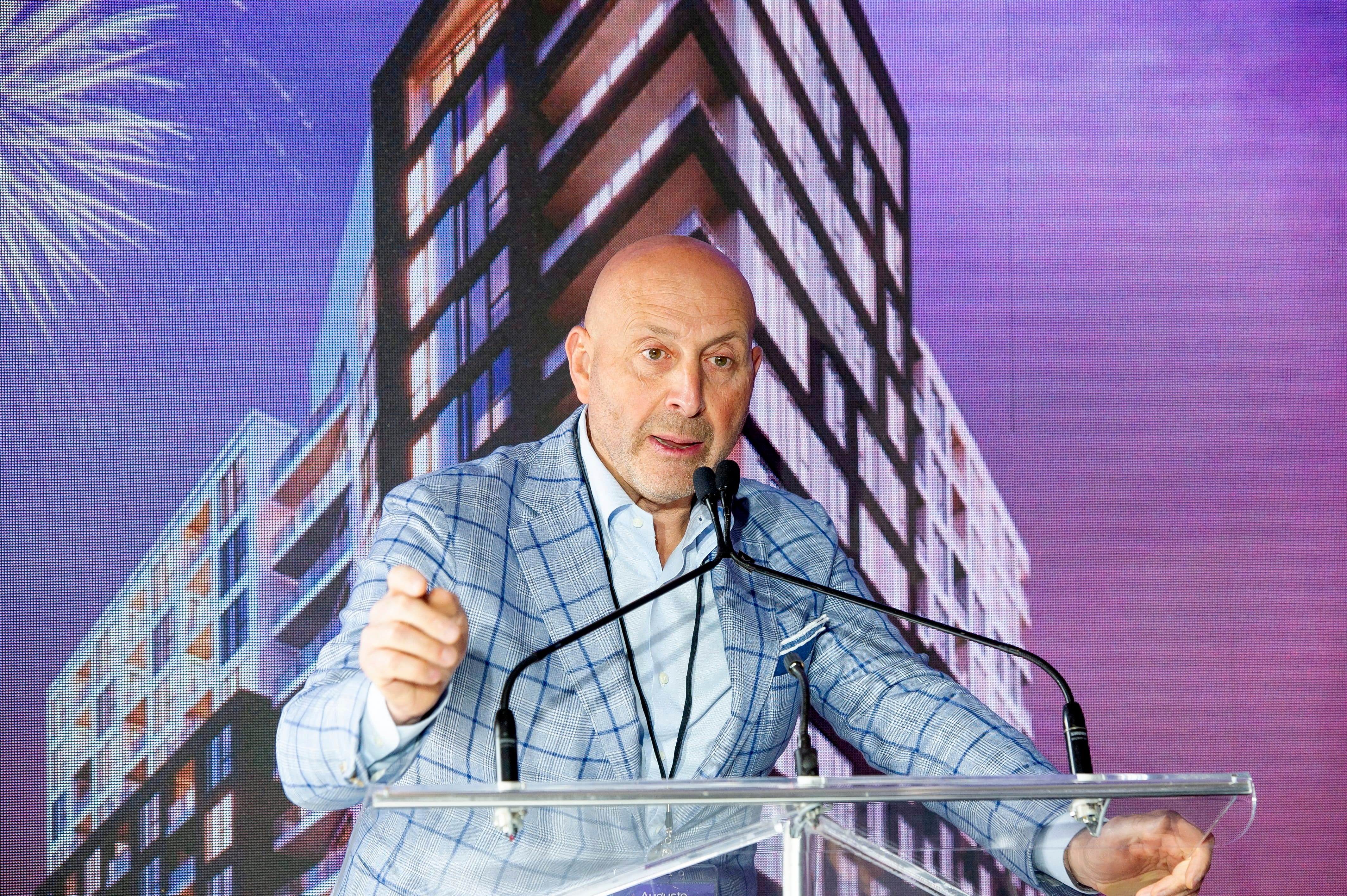 Revenu Qu&eacute;bec r&eacute;clame plus de 3M$ au propri&eacute;taire du Groupe Mach, Vincent Chiara